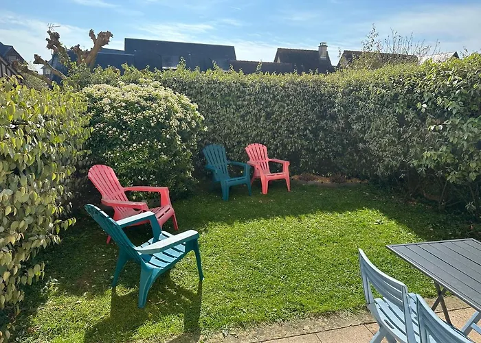 2 Pieces Jardin, Acces Direct Mer Et Proche Thalasso